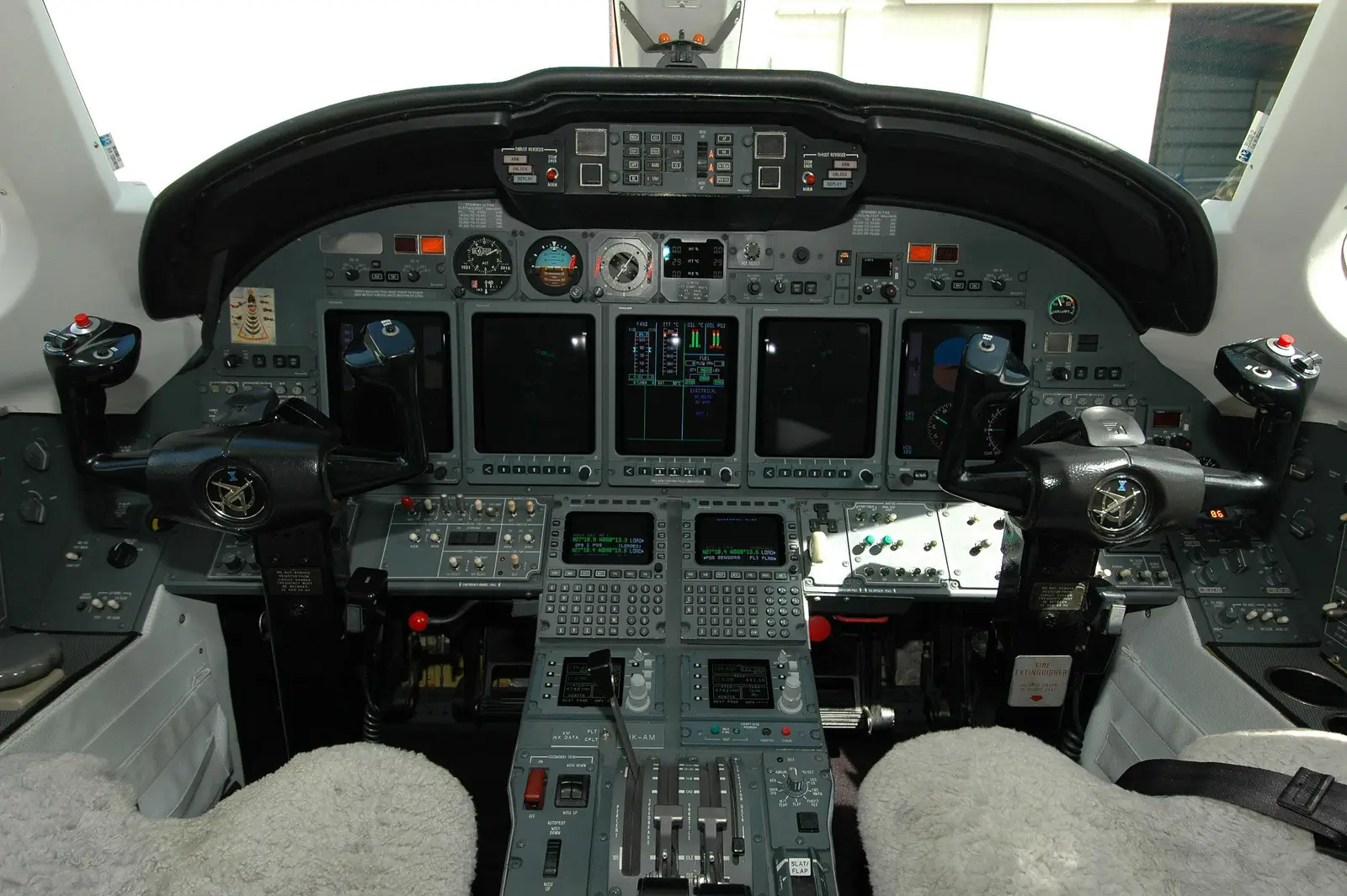 Cessna Citation X N787MG operated by Charter Airlines, LLC, KORD photo 3