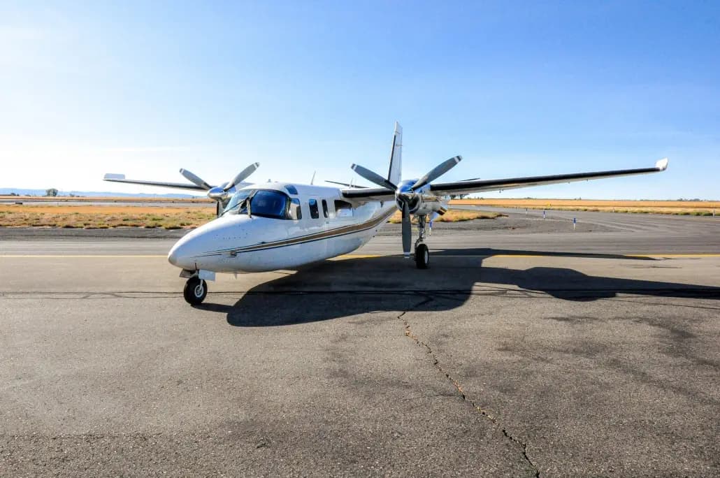 Aero Commander 690 N78NA