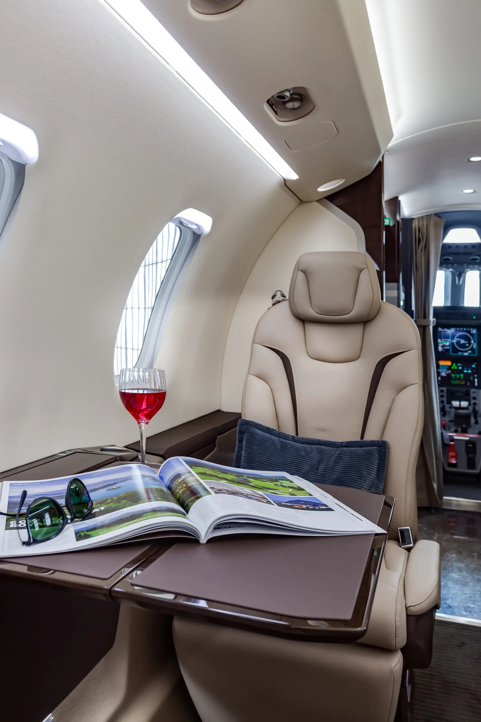 Pilatus PC-24 N78VH operated by Modesto Jet Center photo 3