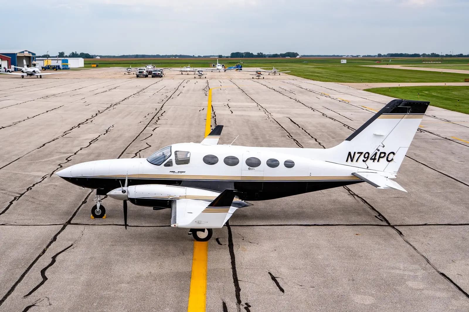 Cessna 414A N794PC operated by Jet Air Inc. photo 3