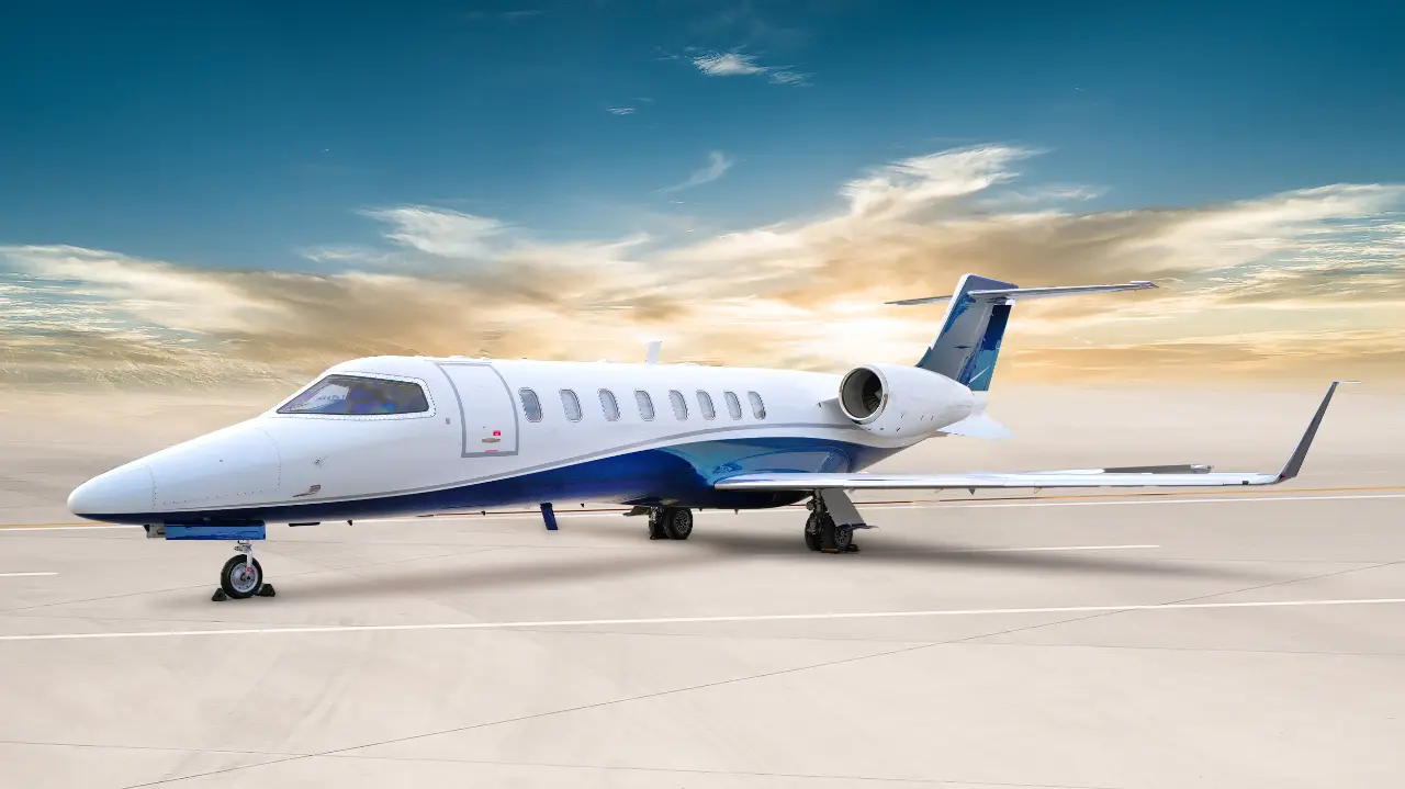 Bombardier Learjet 45XR N796JH operated by Cirrus Aviation Services photo 6