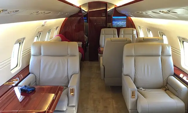 Bombardier Challenger 604 N800LB operated by West Coast Aviation Services, KSNA photo 5