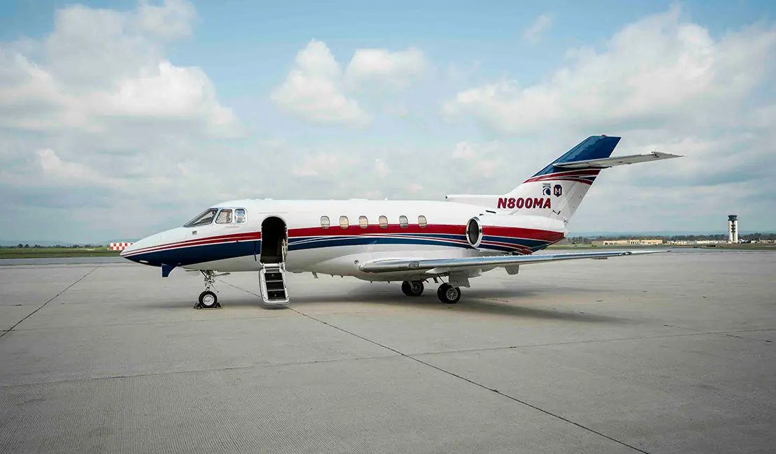 Beechcraft Hawker 800XP N800MA operated by East Coast Jets, Inc., exterior