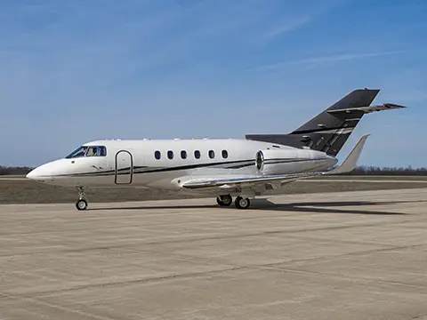 Beechcraft Hawker 800XP N800NG operated by International Jet Aviation Services, Inc. photo 4