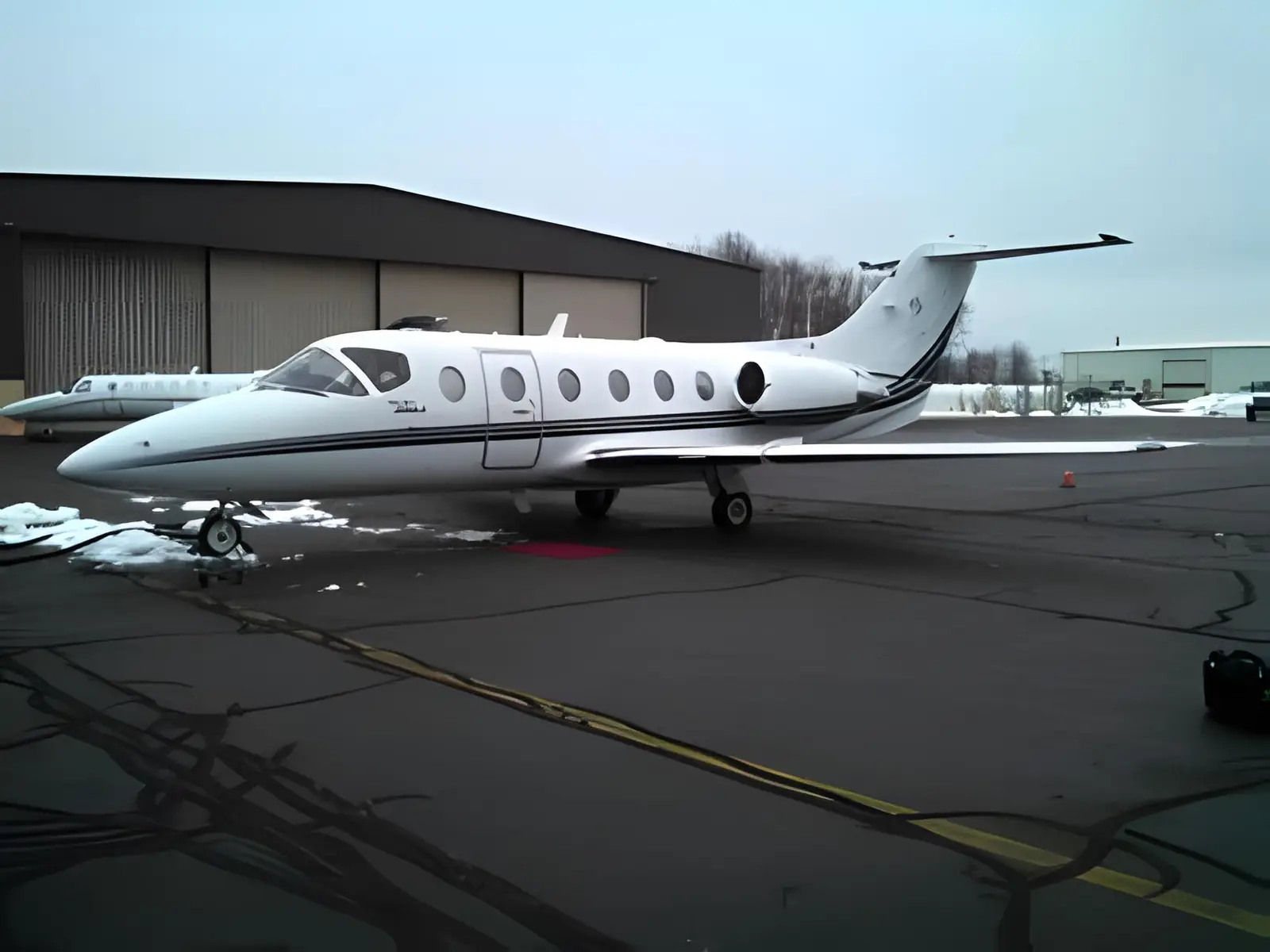 Beechcraft Beechjet 400A N800SD operated by Executive Air Services (EAS) photo 4