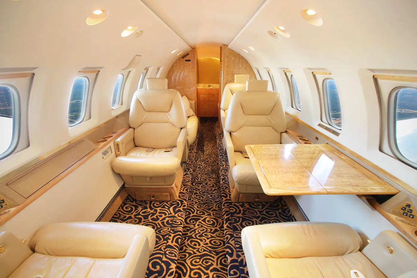 Beechcraft Hawker 800XP N800TL operated by M&N Aviation photo 5