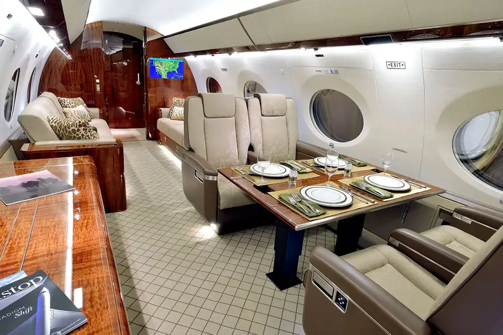 Gulfstream G650ER N801KF operated by Solairus Aviation photo 6