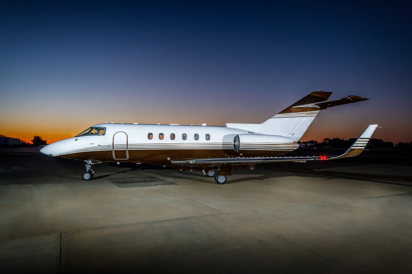 Beechcraft Hawker 850XP N806MC operated by Schubach Aviation, KCRQ, exterior
