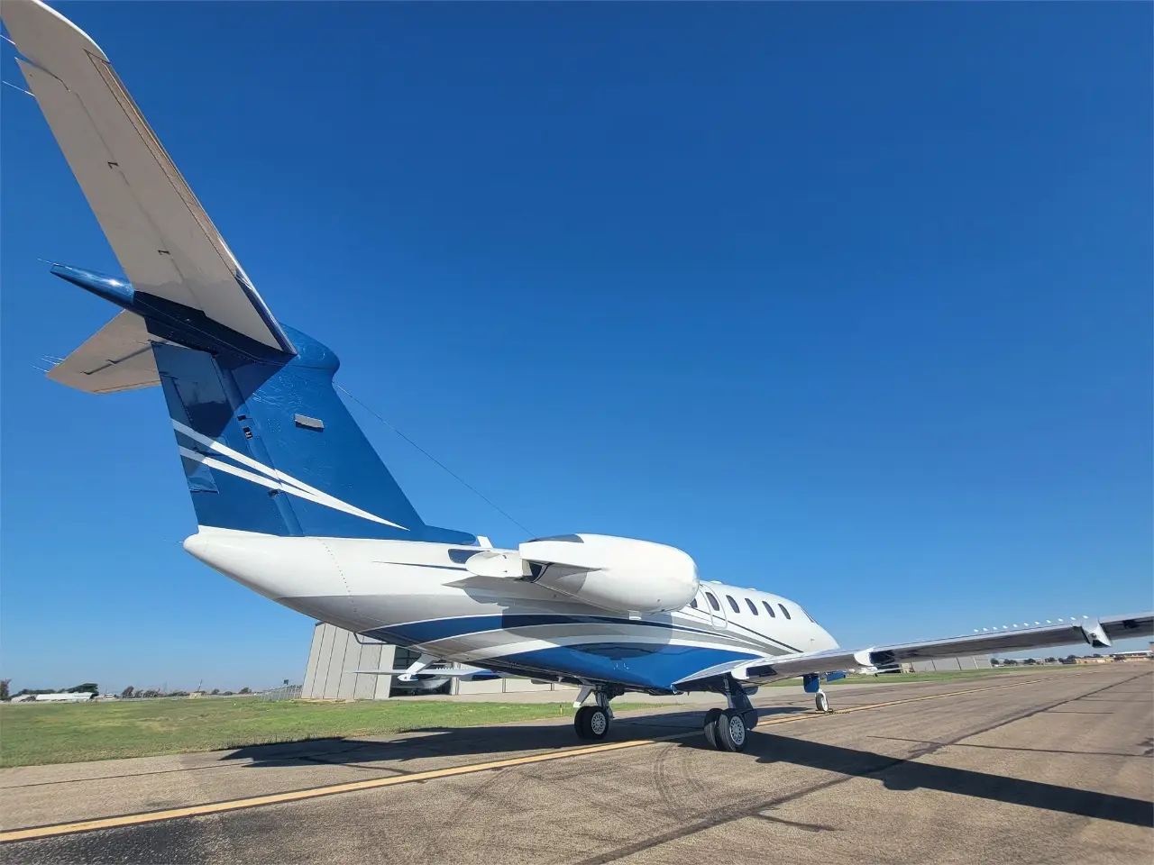 Cessna Citation VII N806SQ operated by Century Aviation, Inc. photo 4