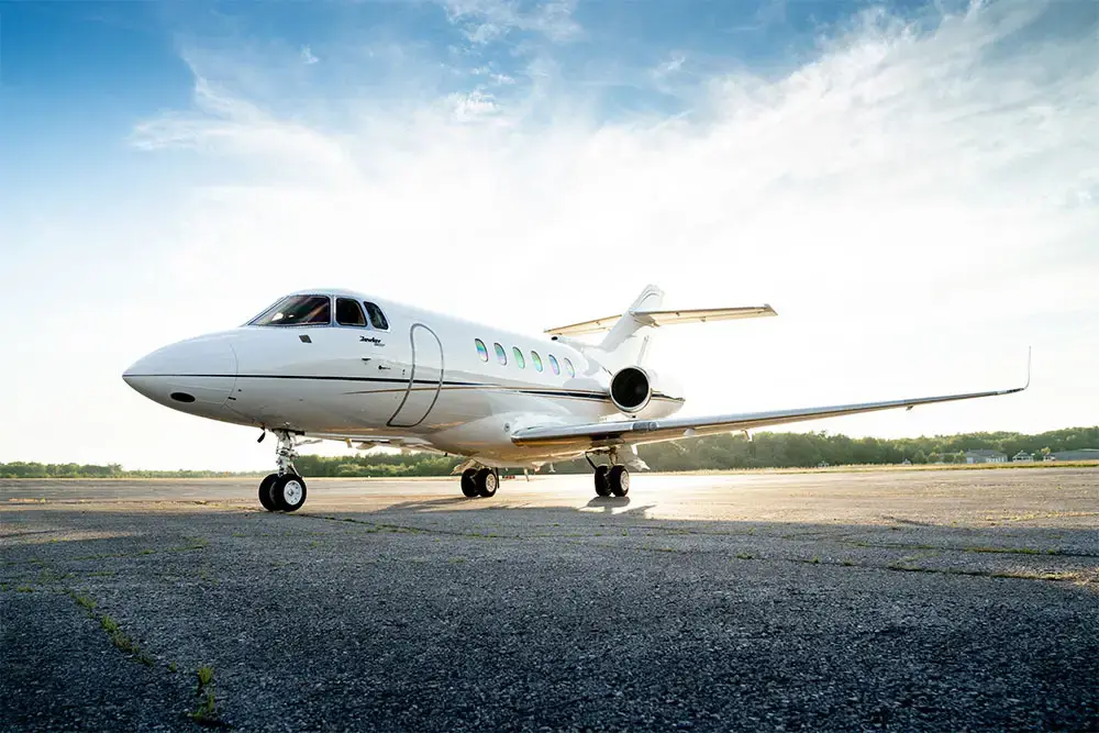 Beechcraft Hawker 900XP N80J operated by Solairus Aviation photo 4