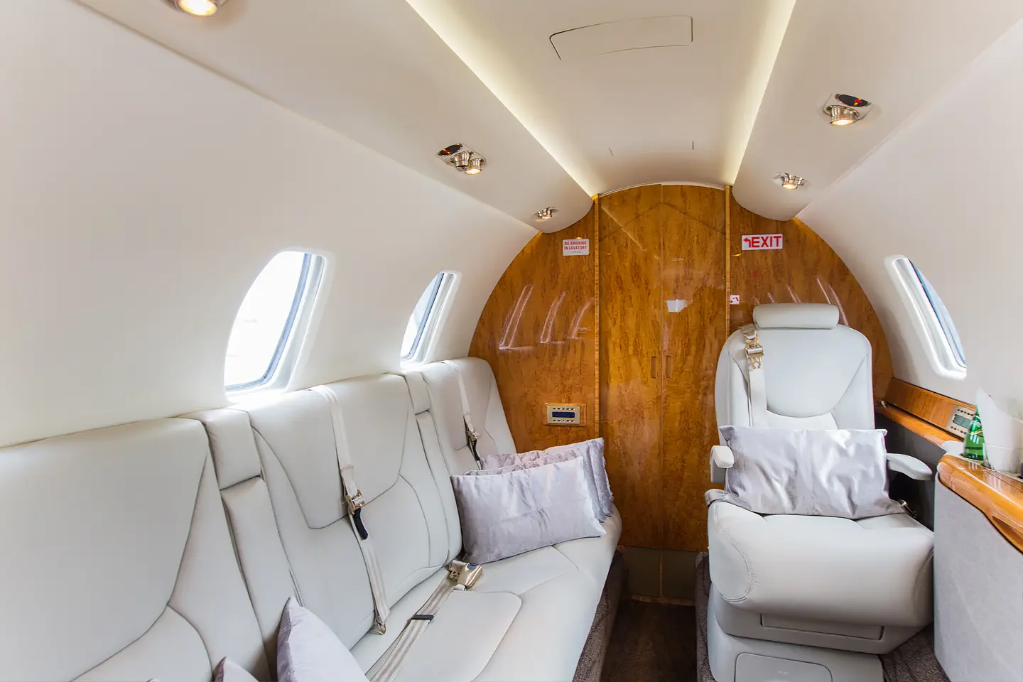 Cessna Citation Sovereign N817TV operated by Mach Point Aviation Elevated photo 5