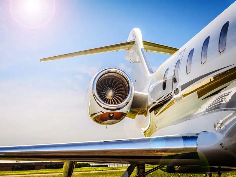 Bombardier Challenger 300 N818WF operated by Houston Jet Direct photo 4