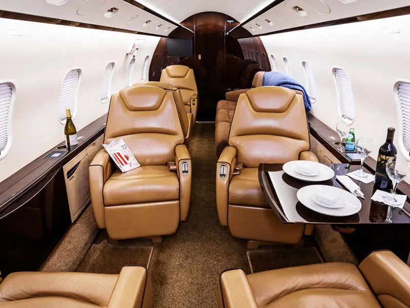 Bombardier Challenger 300 N818WF operated by Houston Jet Direct photo 5