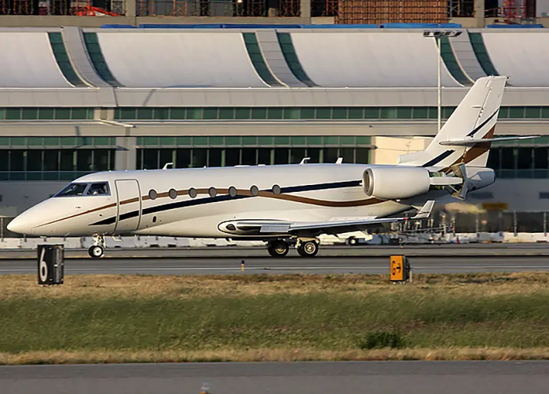 Gulfstream G200 N819AP operated by Sky Partners Group photo 2