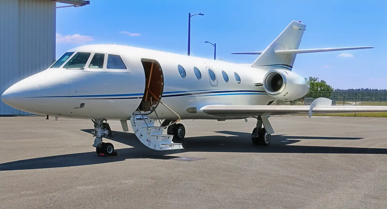 Dassault Falcon 20 N81P operated by Rennia Aviation, LLC, KGNV photo 4