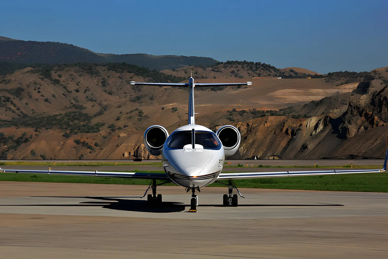 Bombardier Learjet 55 N824MG operated by ATI Jet Executive Charter photo 3