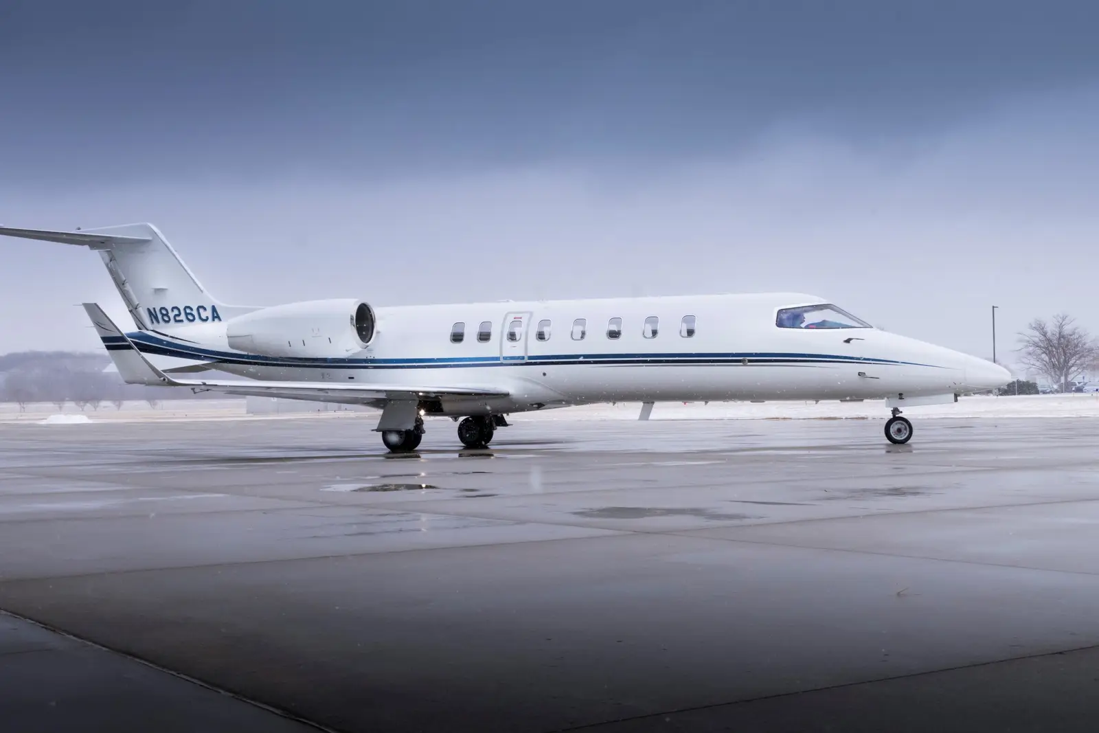 Bombardier Learjet 45 N826CA operated by Omni Air Transport photo 4