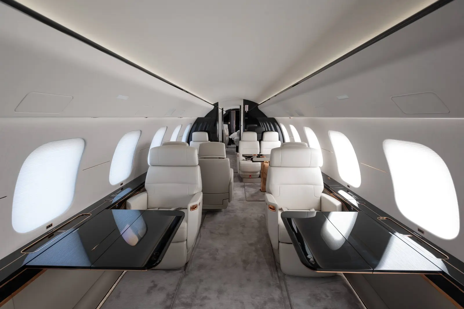 Bombardier Global 7500 N830EM operated by Phenix Jet photo 2