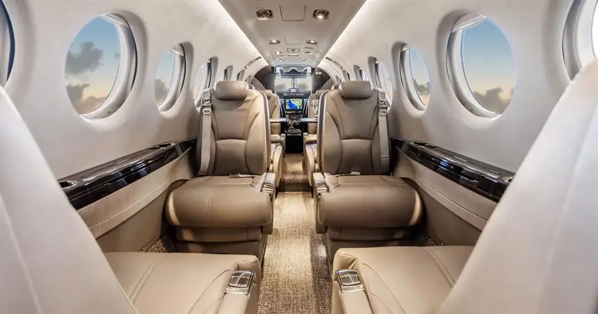 Beechcraft King Air 360 N833CC operated by Advanced Air LLC photo 2
