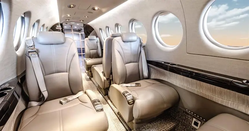 Beechcraft King Air 360 N833CC operated by Advanced Air LLC photo 3