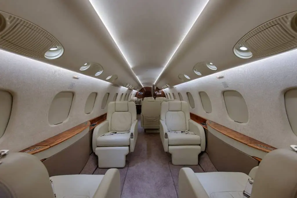 Gulfstream G450 N844SJ operated by Solairus Aviation photo 2