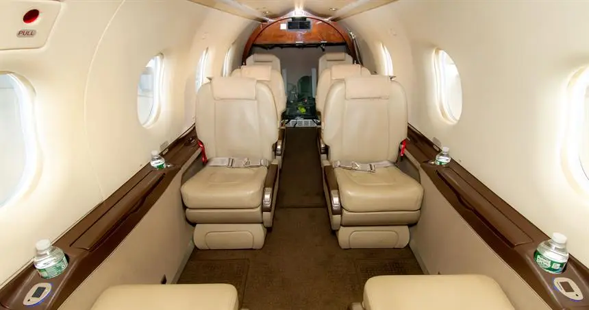 Pilatus PC-12/45 N848TW operated by Tradewind Aviation photo 2