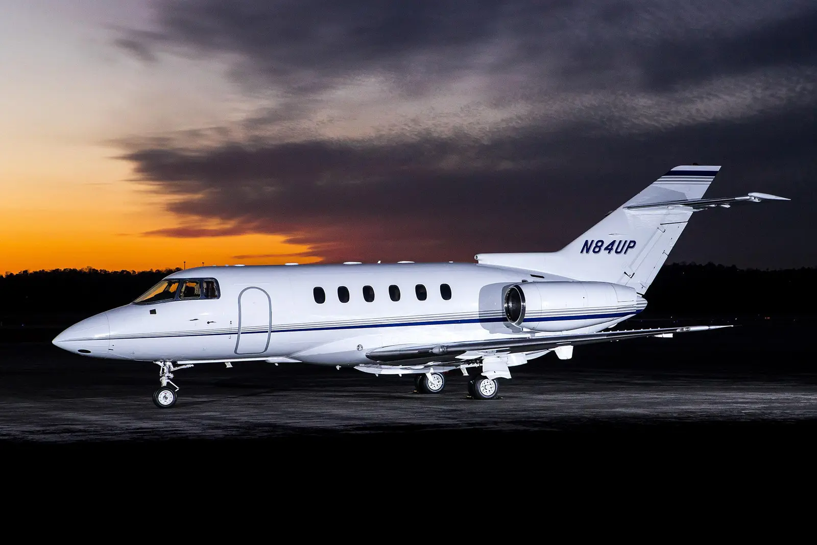 Beechcraft Hawker 800XP N84UP operated by M&N Aviation, Inc., exterior