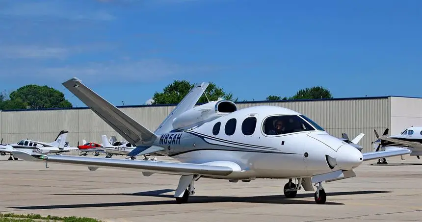 Cirrus SF50 N85AH operated by Skyway Aviation Services, Inc., exterior