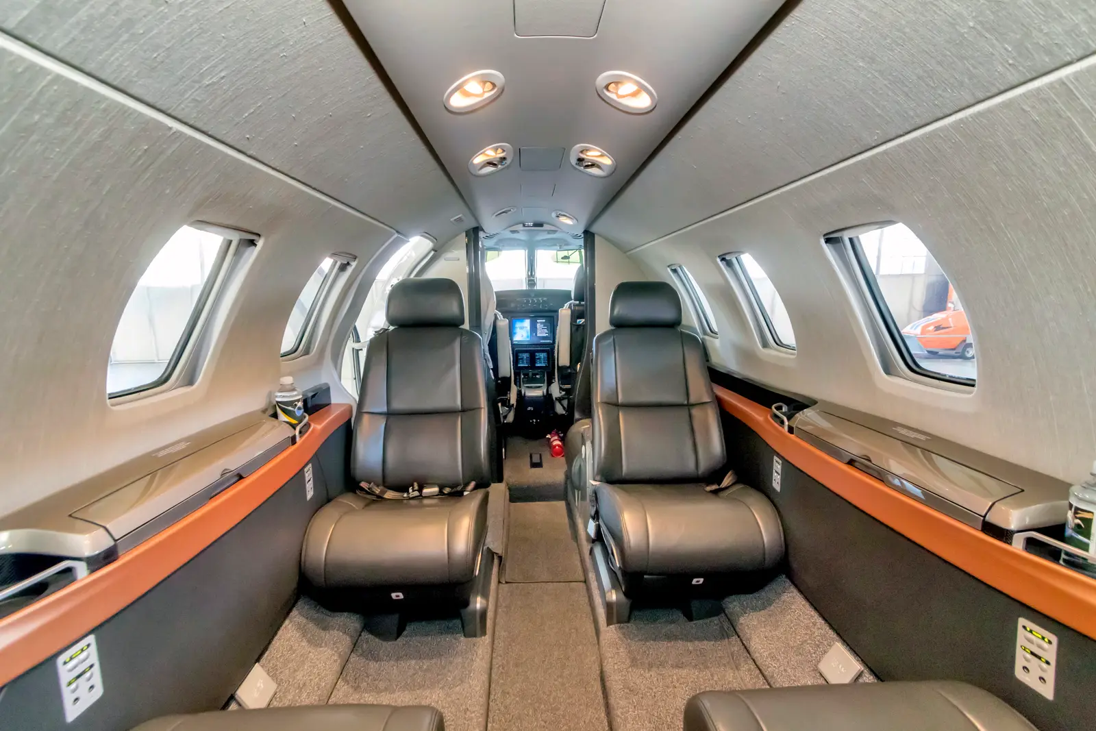 Cessna Citation M2 N861CG operated by Modesto Jet photo 4