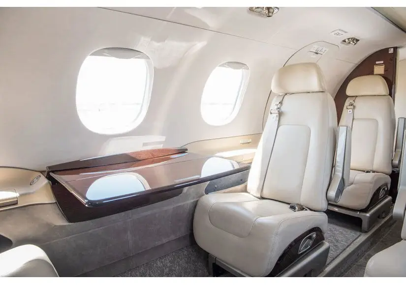 Embraer Phenom 300 N862LG operated by Pacific Coast Jet photo 6