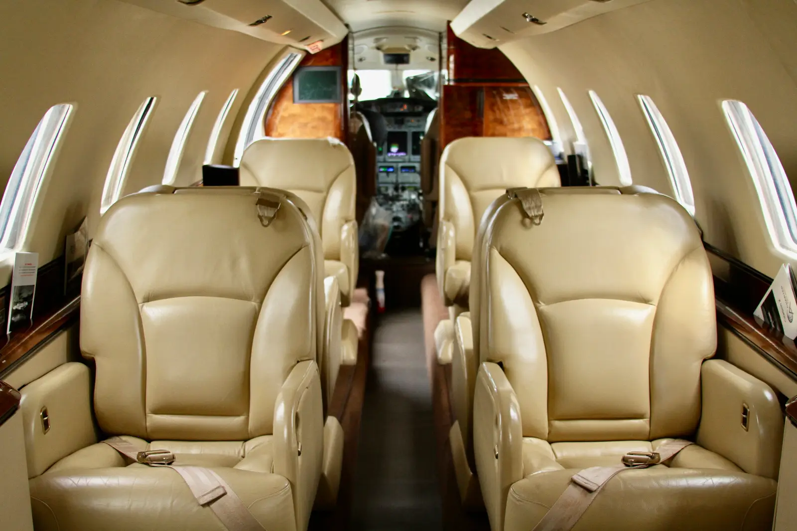 Cessna Citation X N868DM operated by Charter Airlines, LLC photo 2