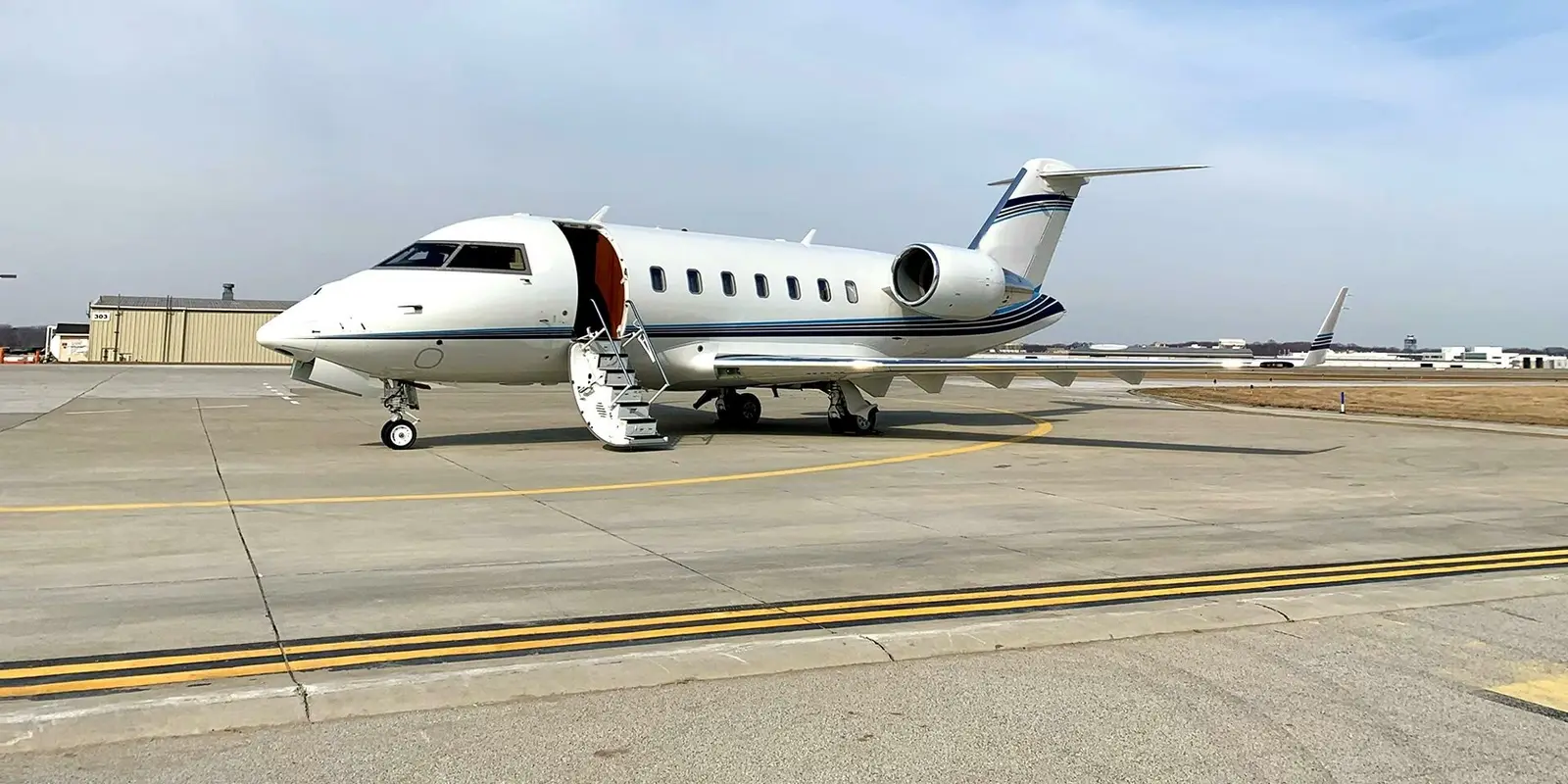 Bombardier Challenger 605 N86NP operated by Sky Quest, LLC, KCLE photo 2