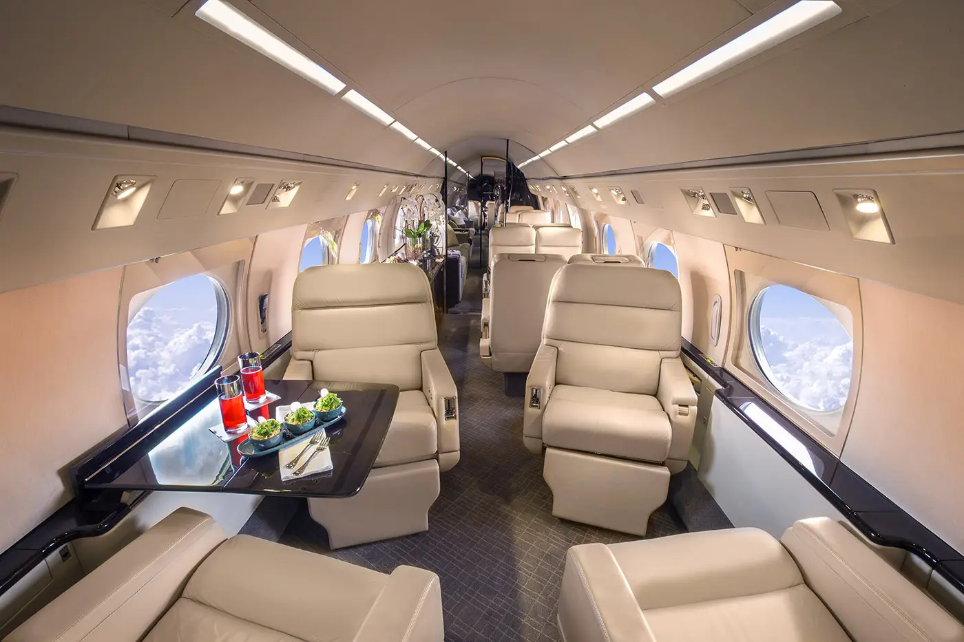 Gulfstream IV-SP N874C operated by Trans-Exec Air Service, Inc. photo 2
