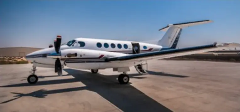 Beechcraft King Air B200 N875DM