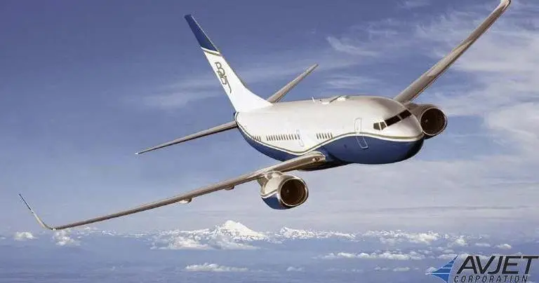 Boeing BBJ / Boeing 737-700 N8767 operated by Avjet Holding Inc., KBUR photo 4