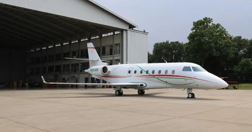 Gulfstream G200 N881HM operated by Jet Linx Aviation, LLC, exterior