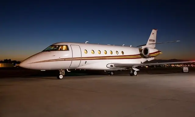 Gulfstream G200 N882MR operated by Flightworks, exterior