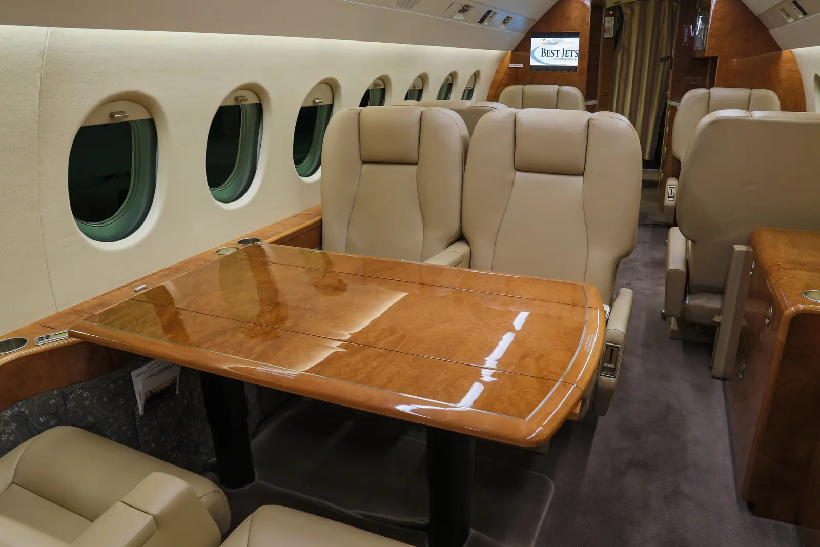 Dassault Falcon 900B N884BB operated by Best Jets Int. photo 3