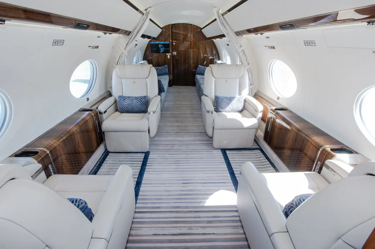 Gulfstream G650 N889CH operated by Pegasus Elite Aviation, Inc. photo 3