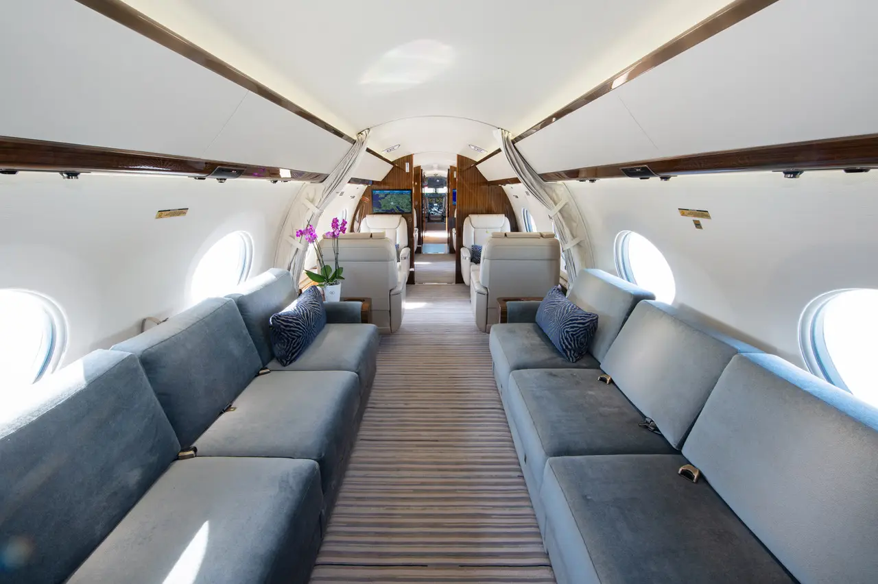Gulfstream G650 N889CH operated by Pegasus Elite Aviation, Inc. photo 4