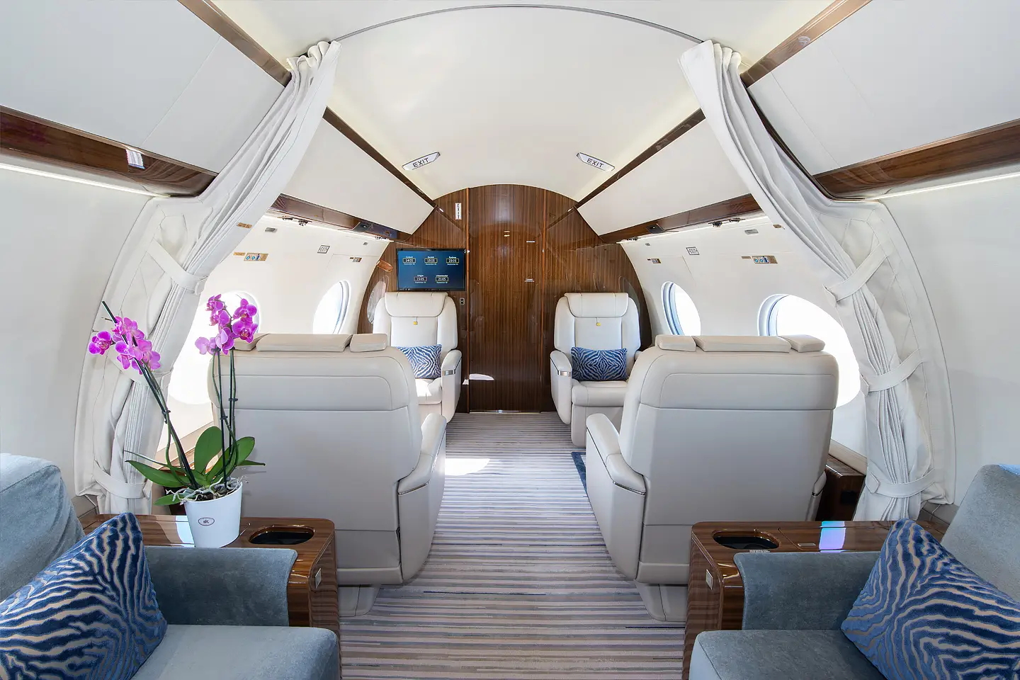 Gulfstream G650 N889CH operated by Pegasus Elite Aviation, Inc. photo 5