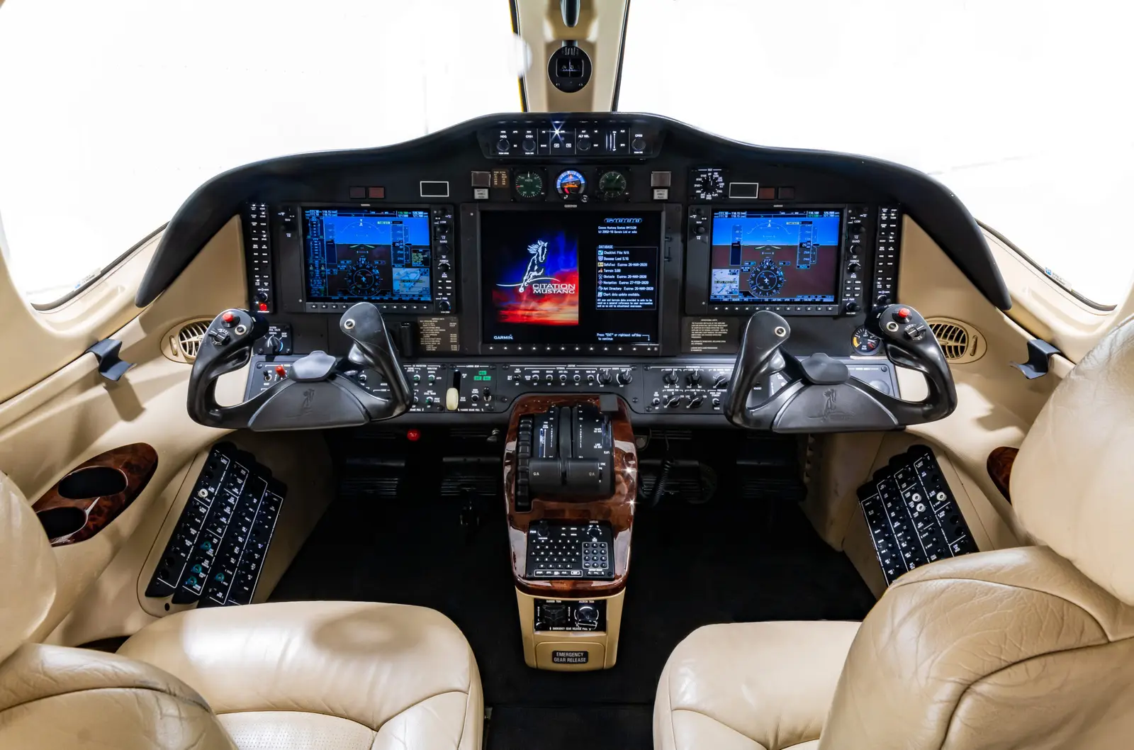 Cessna Citation Mustang N88CH operated by Jackson Jet Center photo 5