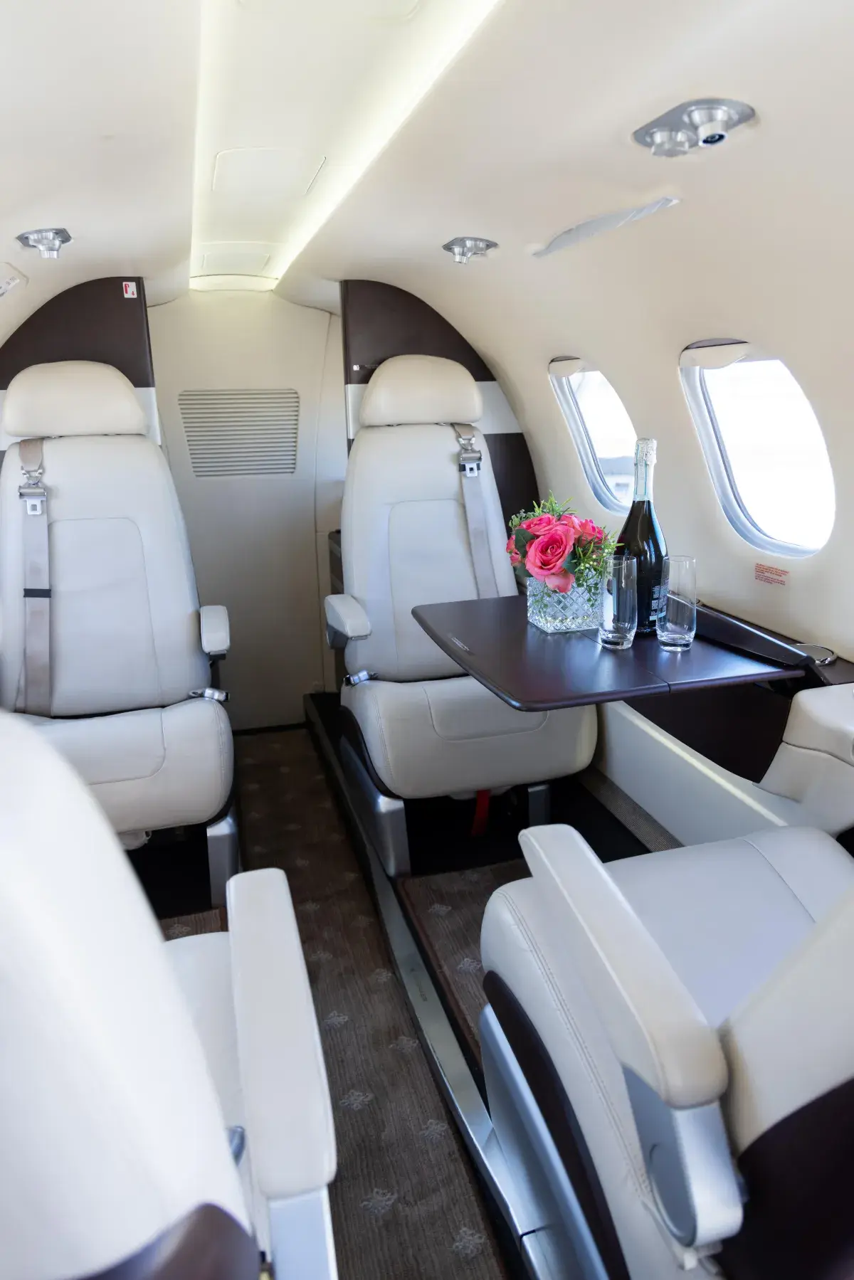 Embraer Phenom 100 N88LV operated by Causey Aviation Service, Inc. photo 2