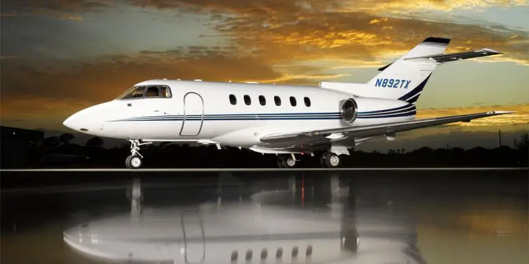 Beechcraft Hawker 800XP N892TX operated by Plus One Air, exterior