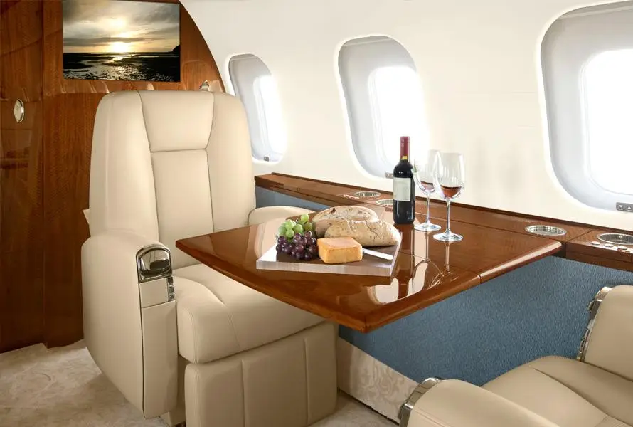 Bombardier Global 5000 N900GX operated by Priester Aviation photo 6
