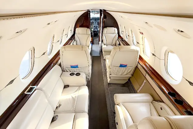 Beechcraft Hawker 850XP N900KG operated by Executive Aviation photo 6