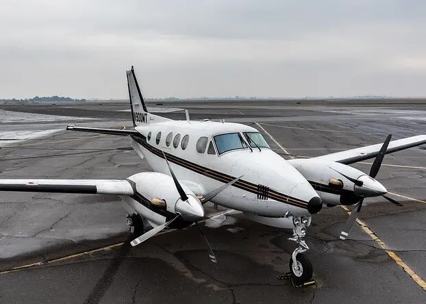 Beechcraft King Air C90 N900MT