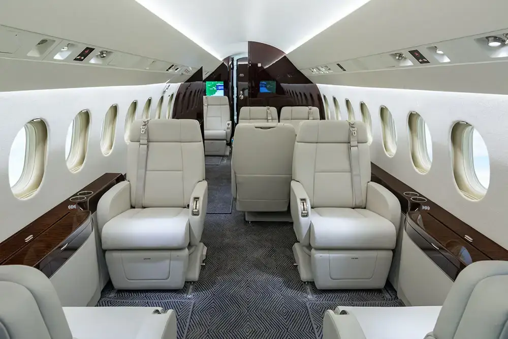 Dassault Falcon 900EX N900YG operated by Solairus Aviation photo 2