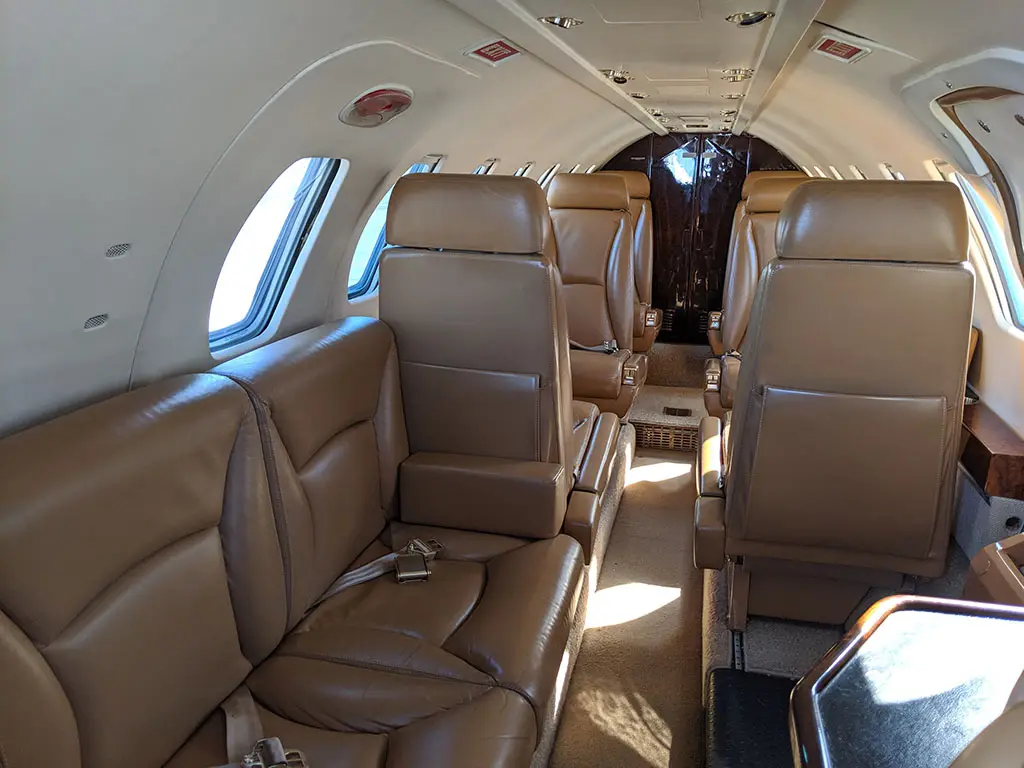 Cessna Citation V N904LR operated by Chrysler Aviation, Inc photo 2