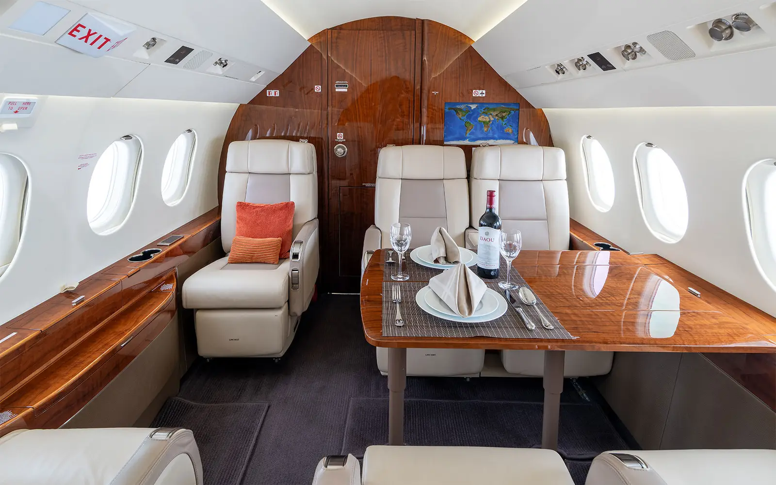 Dassault Falcon 2000LXS N905B operated by Clay Lacy Aviation, Inc. photo 6